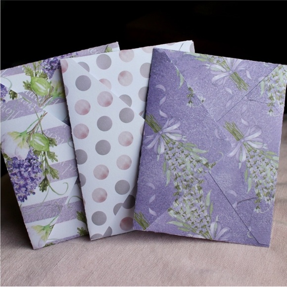 12 Handmade Floral Stationery • Thank You & Love Notes & (12) 3”x4” envelopes - Picture 5 of 5